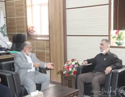 دیدار سرپرست شهرداری کلانشهر اهواز با مدیر کل امور مالیاتی خوزستان