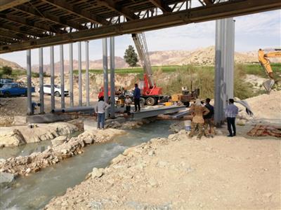عملیات احداث پل مرکز بخش ابوالفارس رامهرمز توسط شرکت آغاجاری آغاز شد.