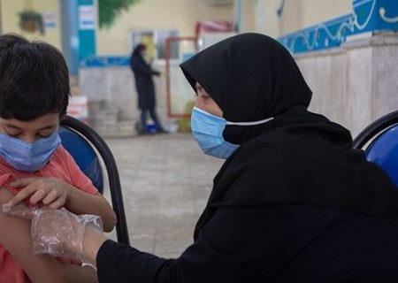 هشت درصد جمعیت بالای ۱۲ سال غرب اهواز هنوز واکسن نزده اند