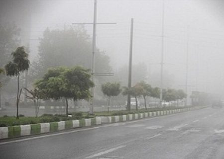 مه وضعیت۲جاده استان را نامناسب کرد