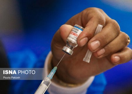 کاهش محسوس آمار واکسیناسیون در خوزستان / تاخیر ۵۲ درصدی نوبت سومی‌ها 