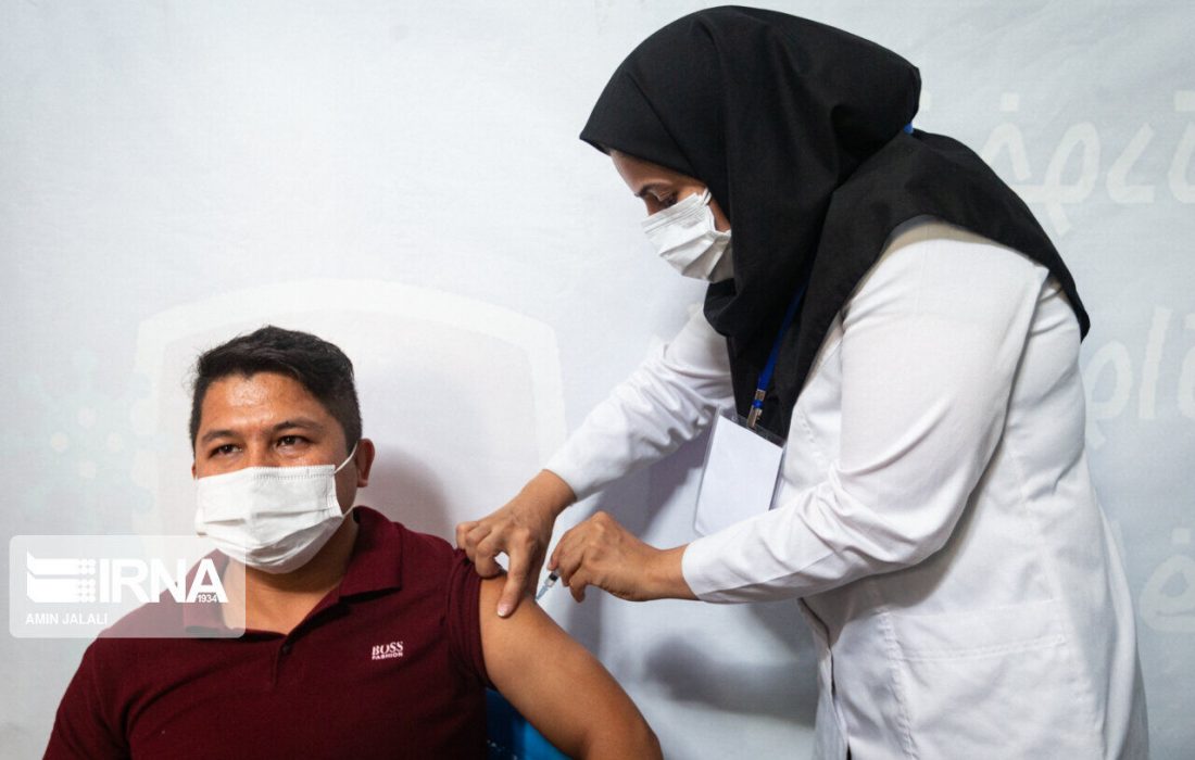 ۸۴ درصد دانش‌آموزان جنوب غرب خوزستان علیه کرونا واکسینه شدند