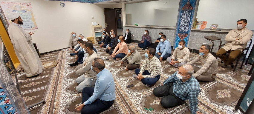 جلسه روخوانی قرآن کریم در ایام ماه مبارک رمضان در مدیریت درمان تامین اجتماعی خوزستان آغاز شد