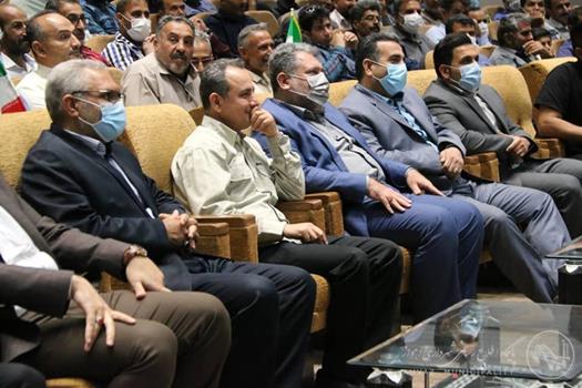 آیین تجلیل از مقام کارگران شهرداری منطقه۳ به مناسبت روز جهانی کارگر برگزار شد