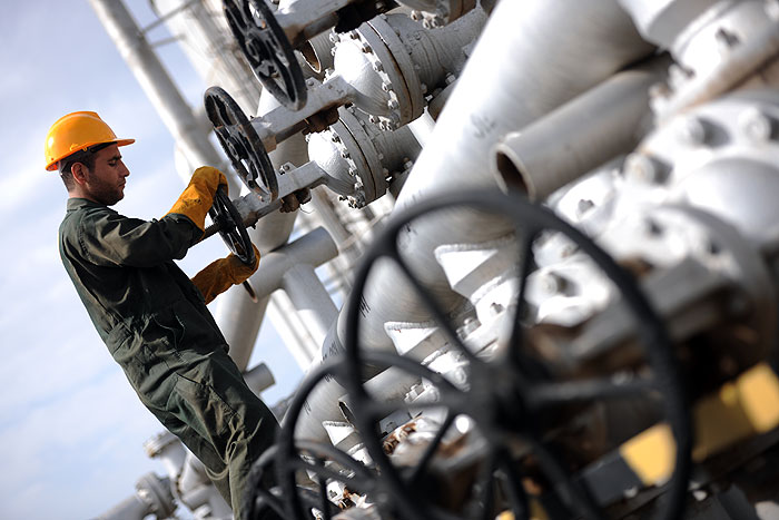 طرح طبقه بندی بیش از ۲۳۰۰ نفر از کارکنان در نفت و گاز گچساران اجرا شد￼￼
