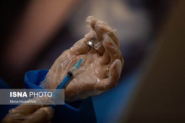 فعالیت صبح و عصر ۳ مرکز ویژه واکسیناسیون در شرق اهواز