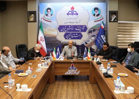 اولین نشست هم اندیشی شرکت نفت و گاز اروندان با جمعی از تولید کنندگان و سازندگان صنعتی استان خوزستان