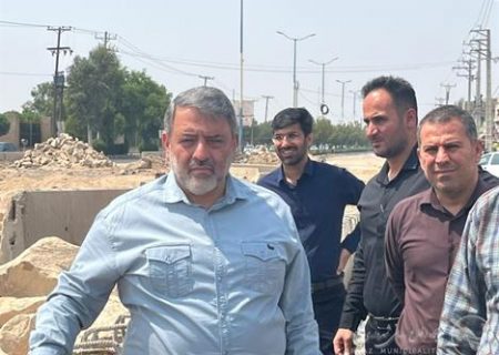 بازدید رضا امینی شهردار اهواز از پروژه پل درحال احداث شهید قربانی(میدان دانشگاه )