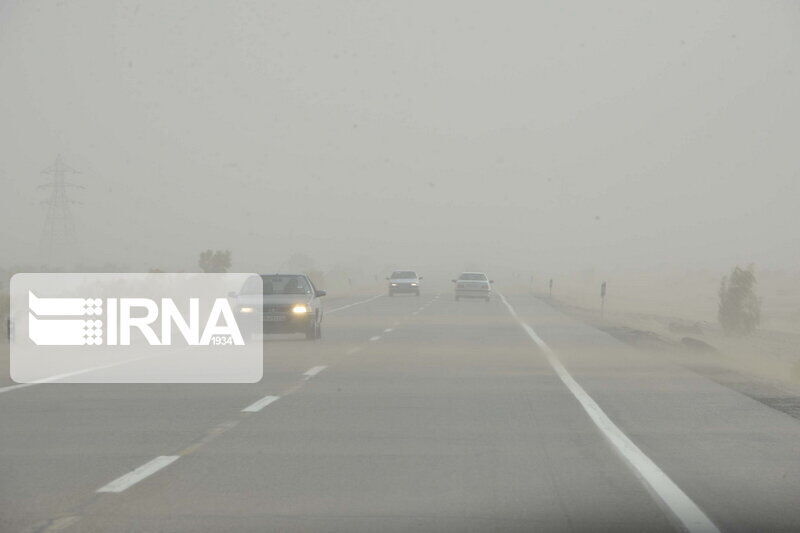 جاده‌های اصلی و شریانی خوزستان مه‌آلود و لغزنده هستند
