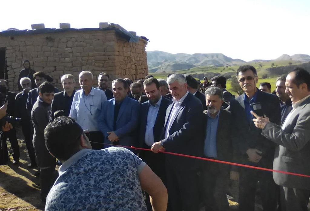 آئین افتتاح پروژه های برق رسانی، توسعه و اصلاح شبکه برق شهری و روستایی در شهرستان های مسجدسلیمان و هفتکل