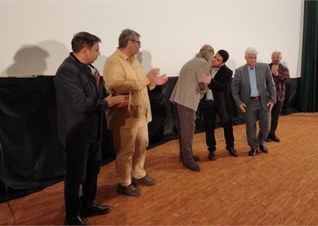تجلیل از پیشکسوت سینما و تئاتر خوزستان در حاشیه چهل و یکمین جشنواره فیلم فجر