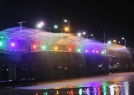 آبنمای آبشار رنگی پل پیروزی آبادان افتتاح شد